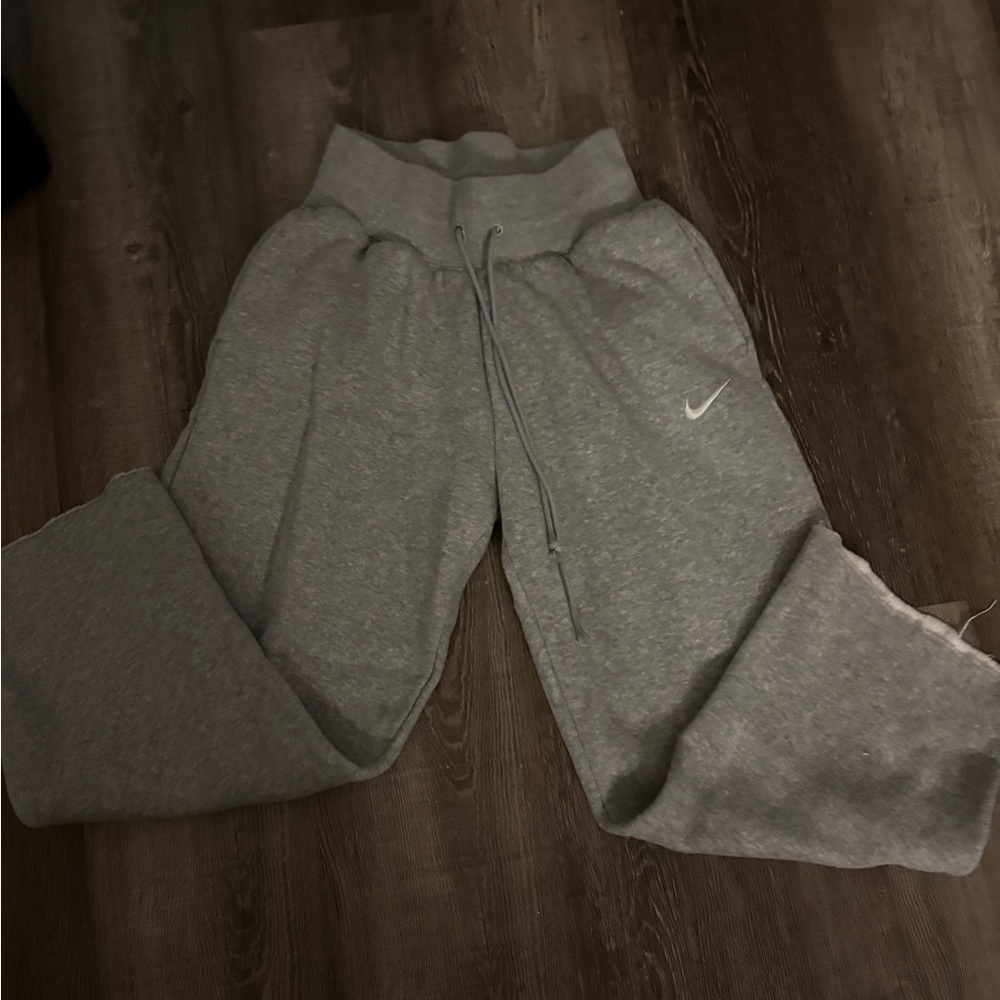 Nike  Gray Sweatpants